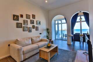 Апартаменты Apartments Sunset Beach Свети-Стефан Апартаменты-студио с видом на море-5